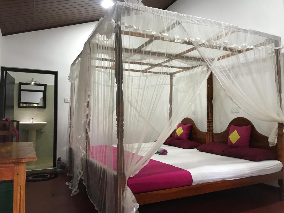 Mallika Guest House Tangalle Esterno foto