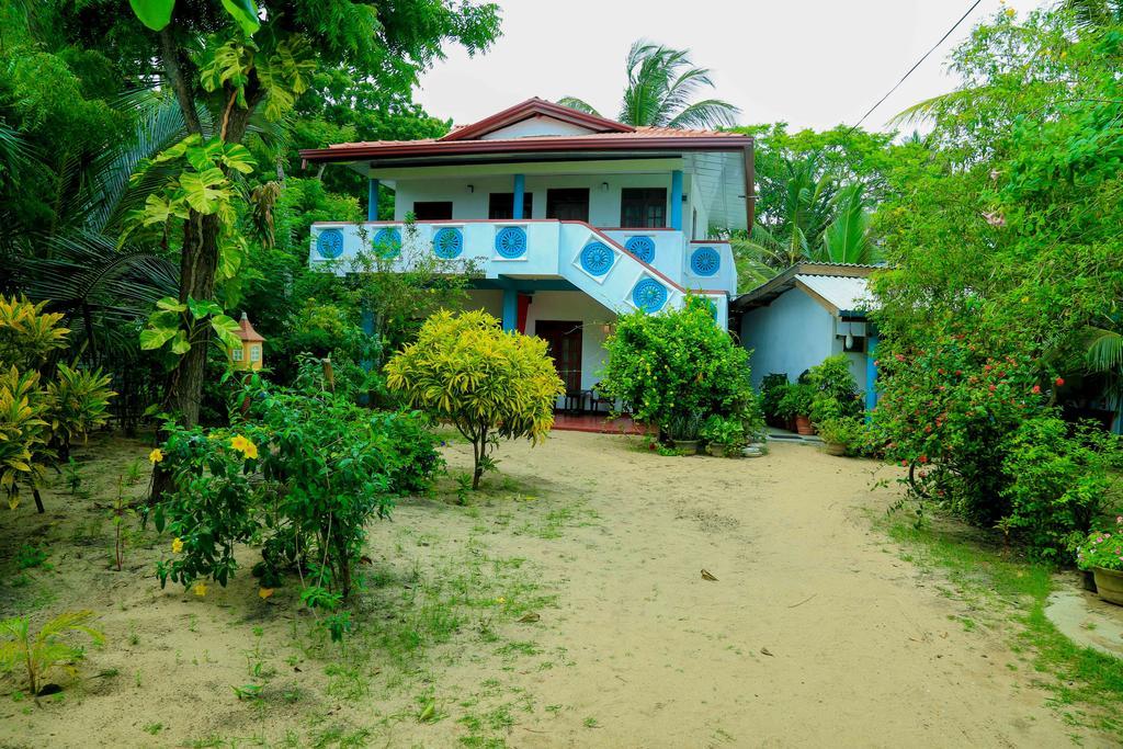 Mallika Guest House Tangalle Esterno foto